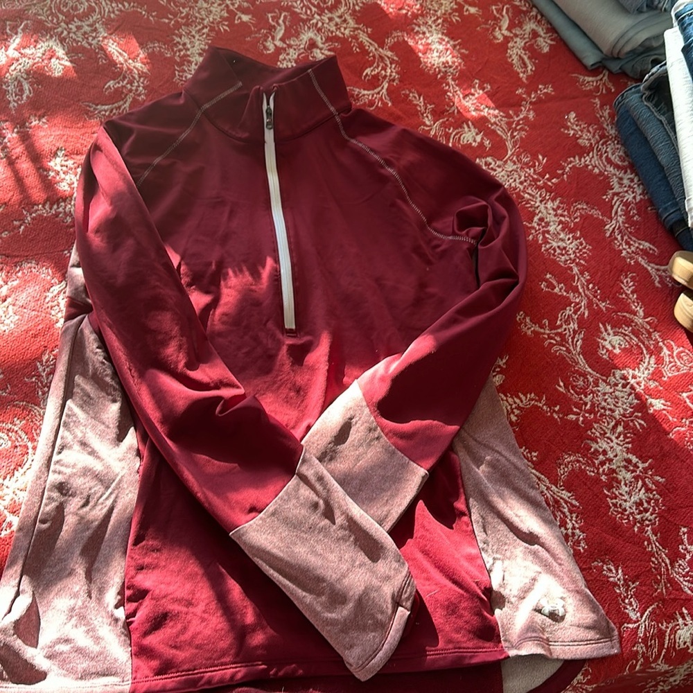 Under Armour cold gear size large-mens